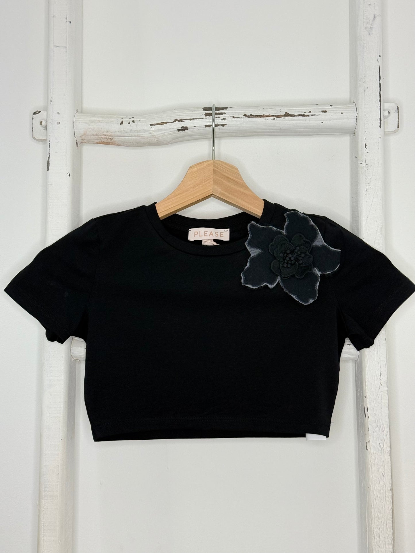 Single Flower Black Crop Top