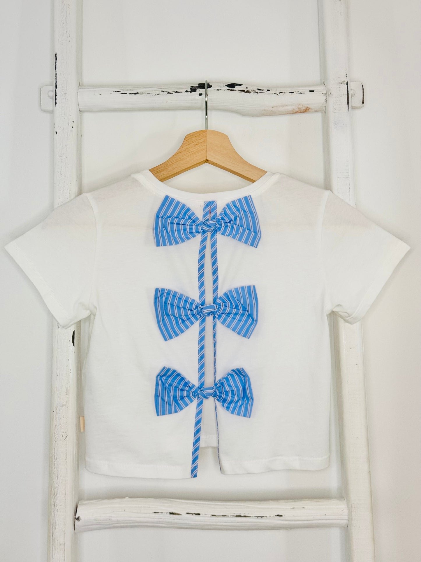Opened Back With Bows