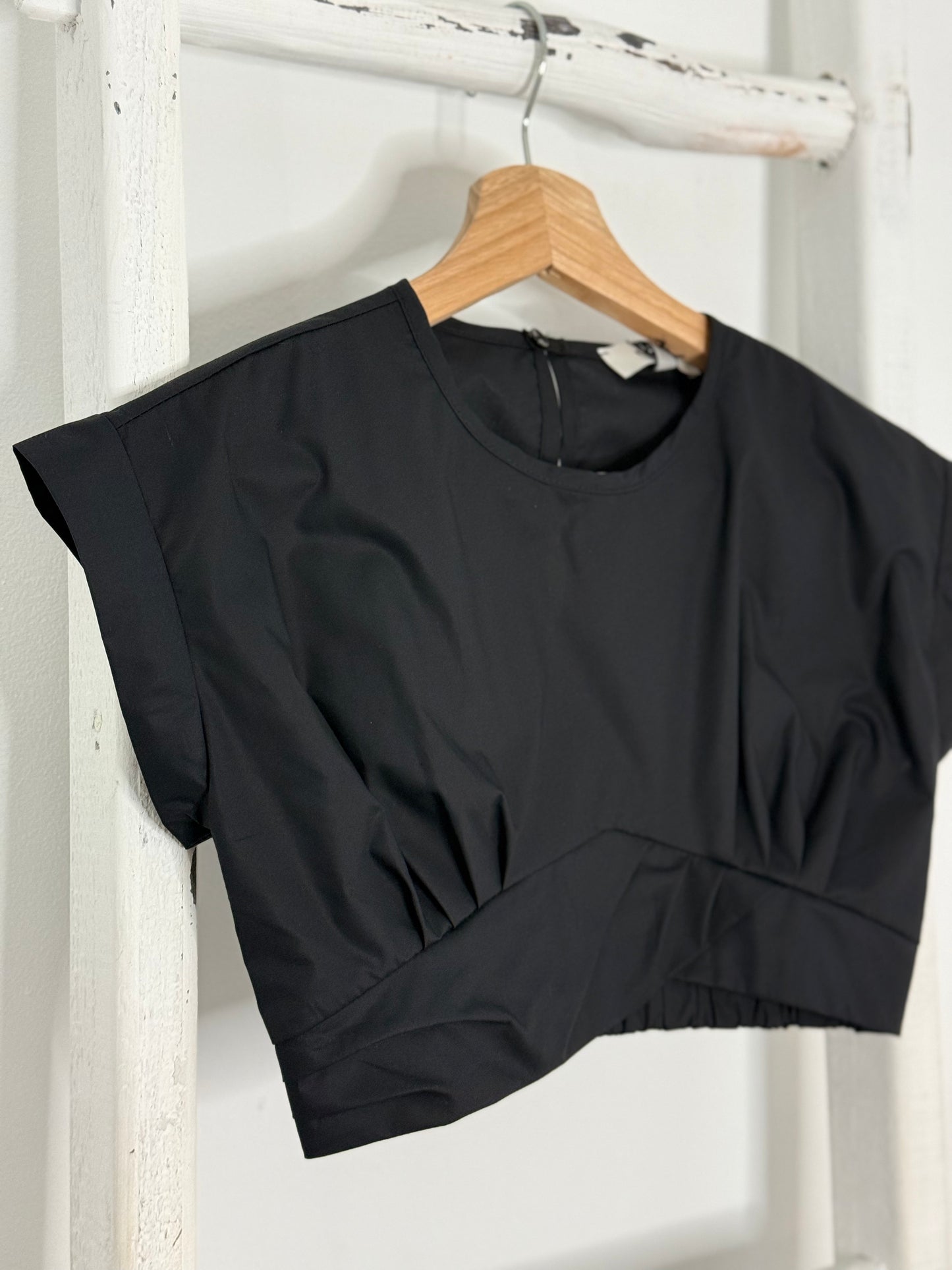 Fanny Black Crop Top