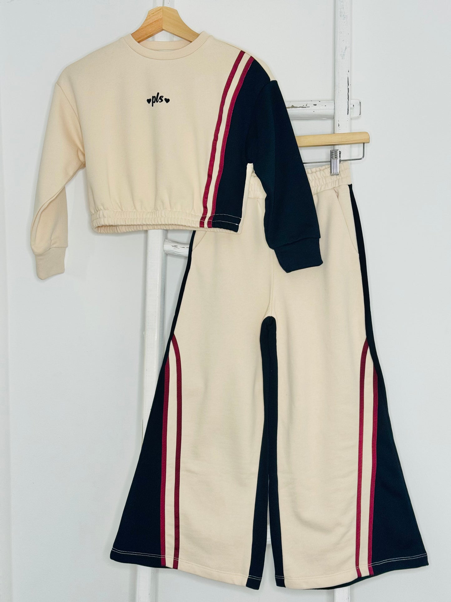 PLS Beige and Black Set