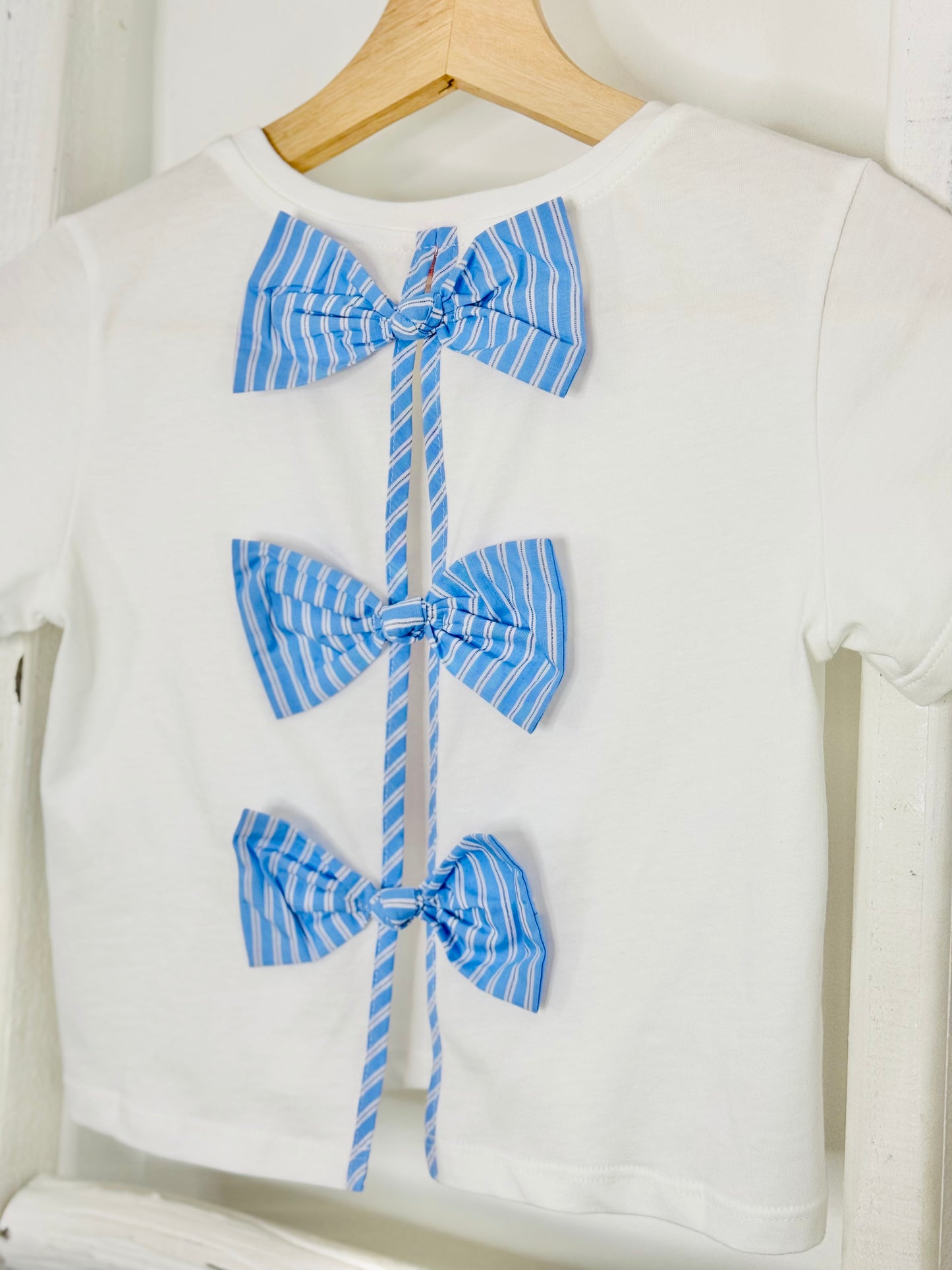 Opened Back With Bows