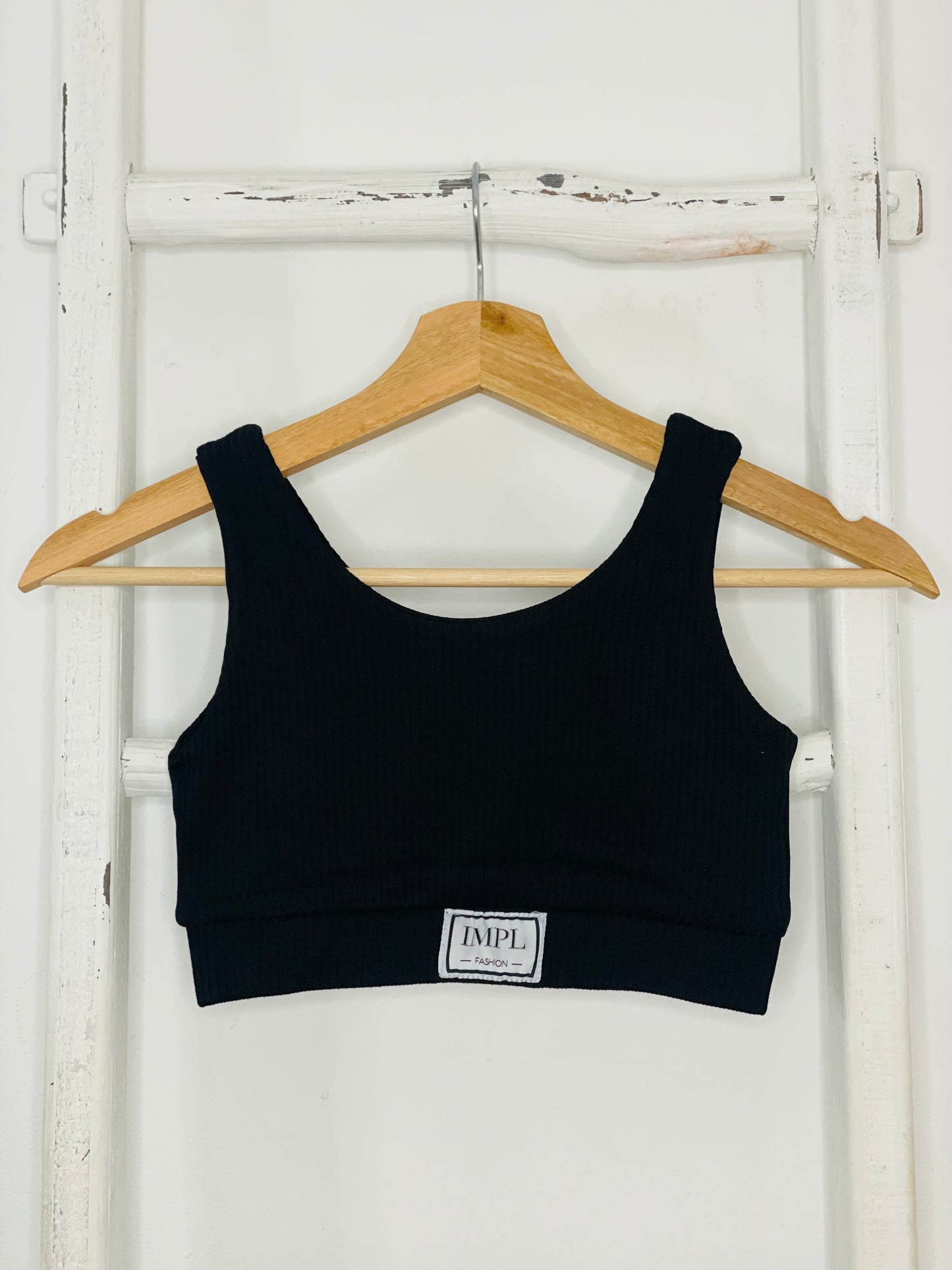 Basic Black Crop Tank