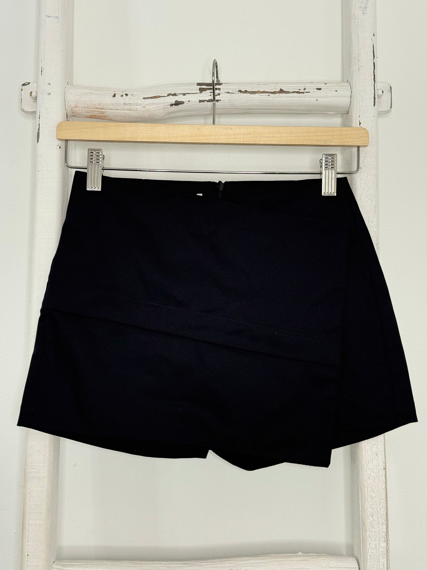 Juliette BLACK Skort