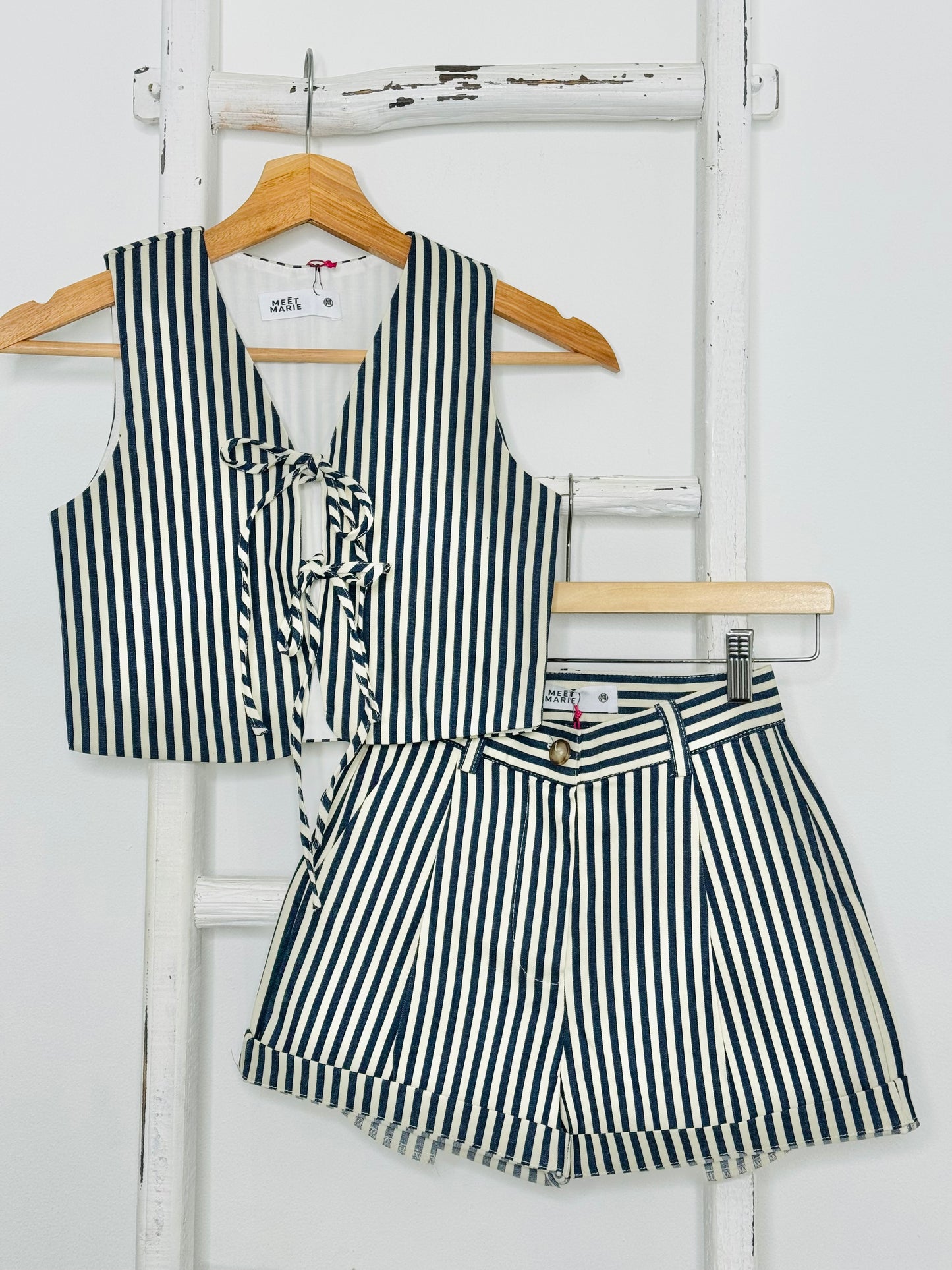Noyemi Vest & Short Set