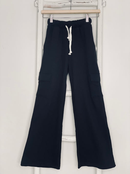 Black Sporty Cargo Pant