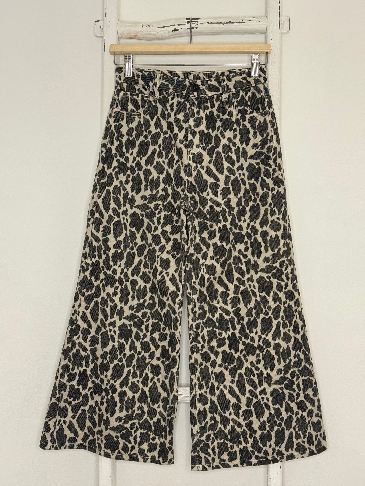 Wide Leg Leopard Pants